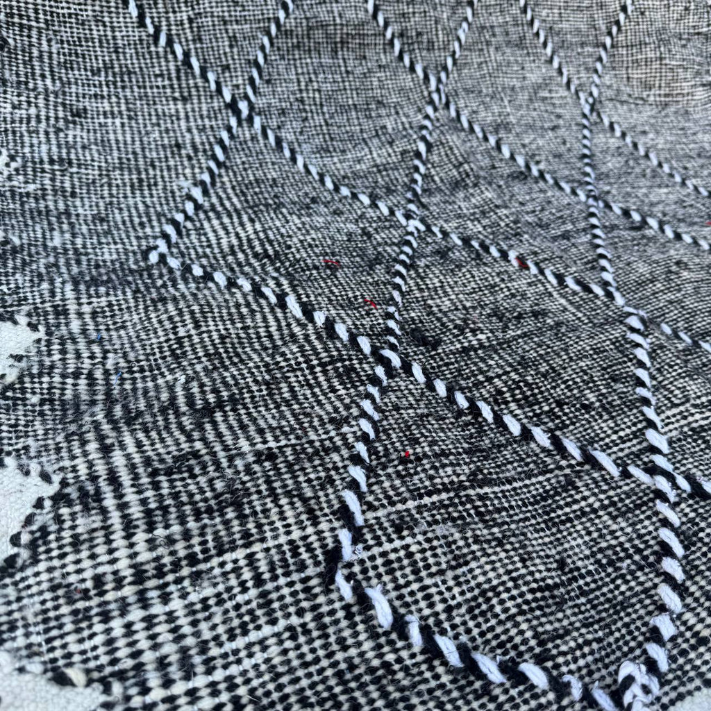 Handmade Moroccan Atlas Rug – Authentic Berber Wool Carpet