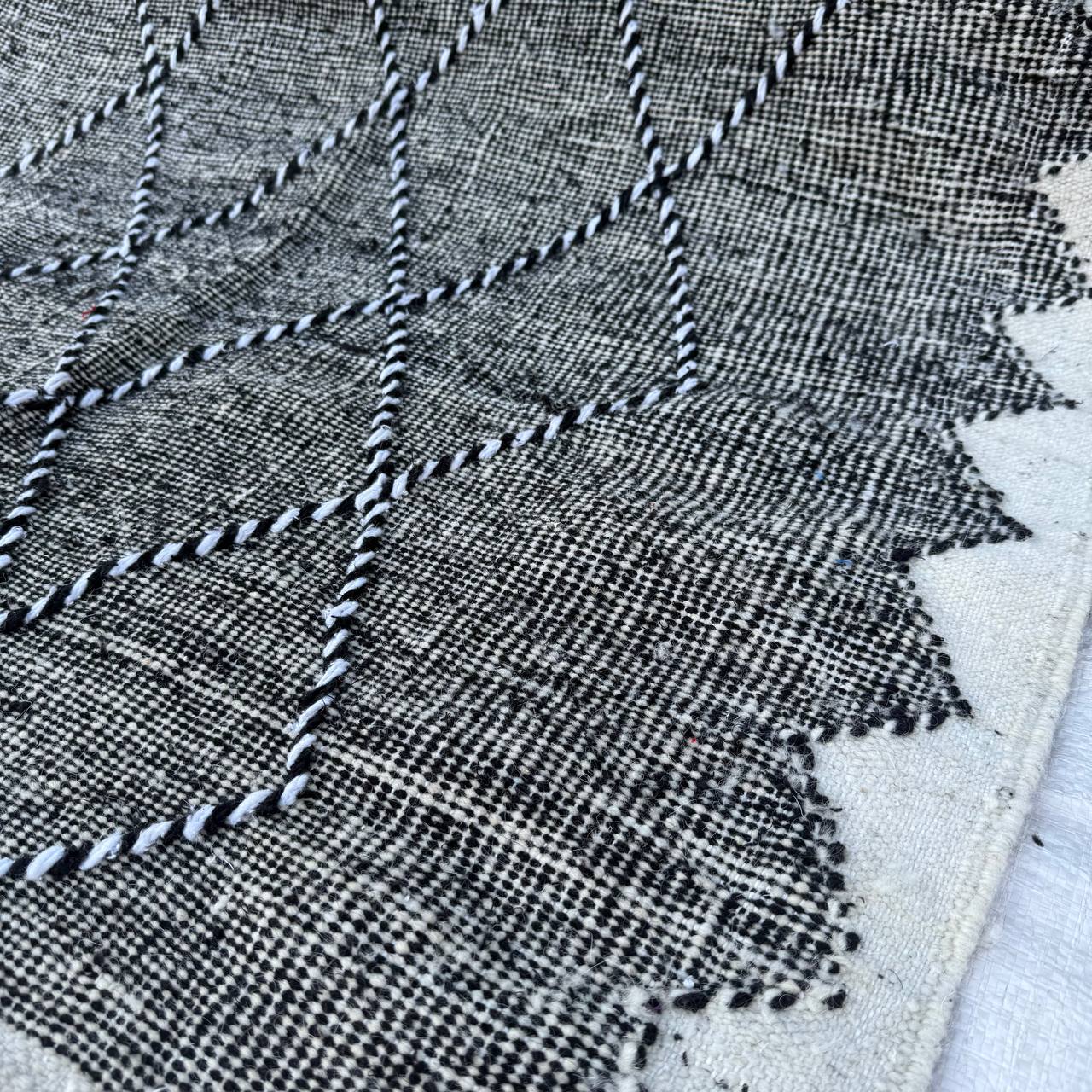 Handmade Moroccan Atlas Rug – Authentic Berber Wool Carpet