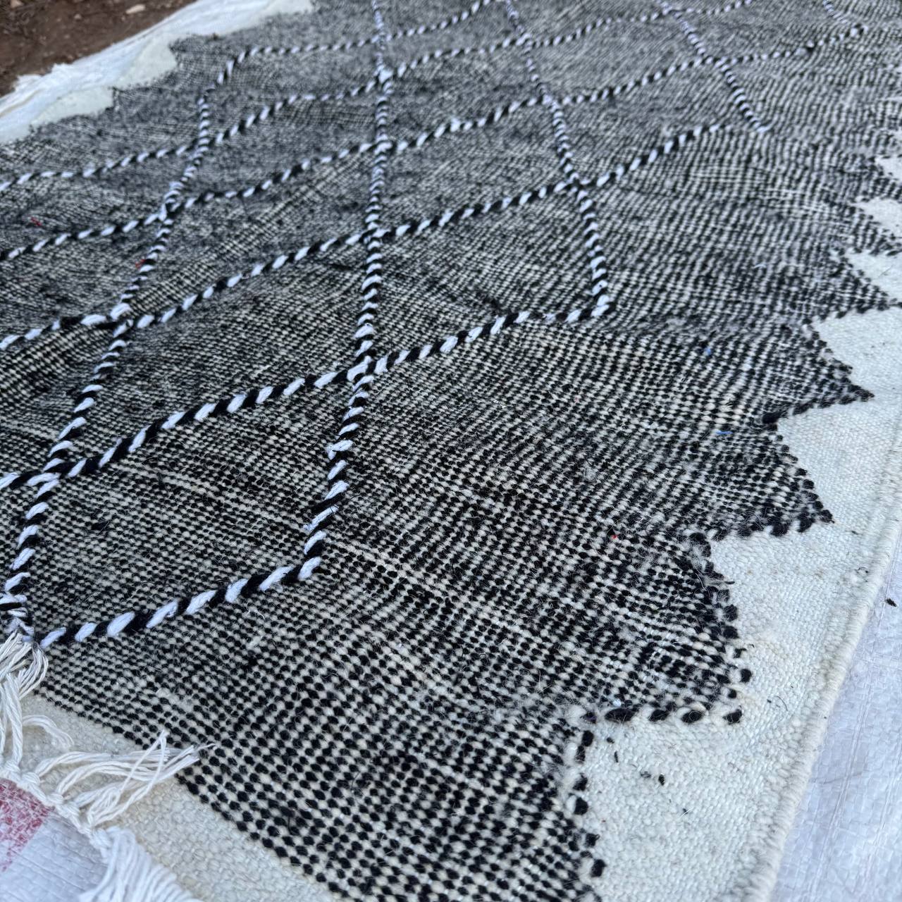 Handmade Moroccan Atlas Rug – Authentic Berber Wool Carpet