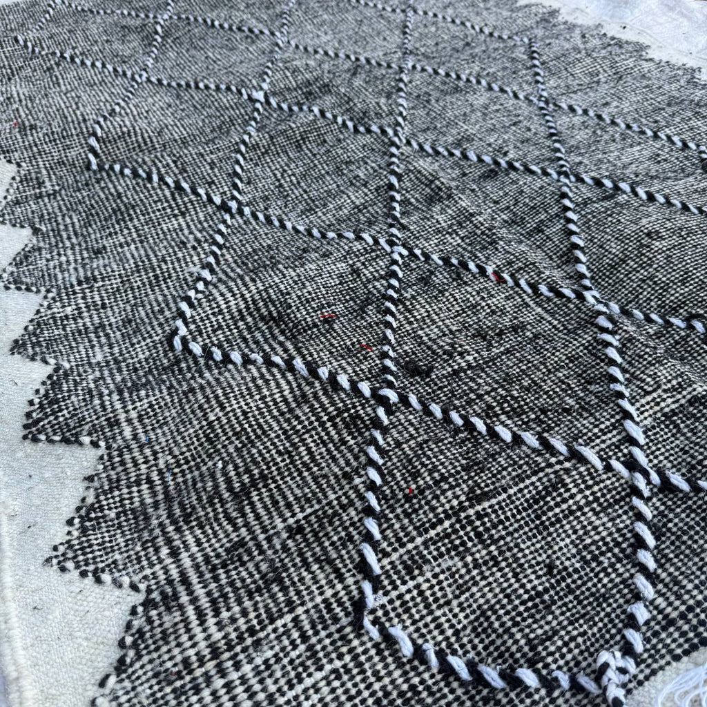 Handmade Moroccan Atlas Rug – Authentic Berber Wool Carpet