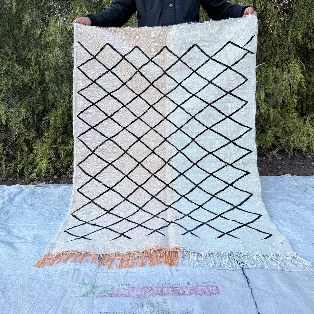 Traditional Moroccan Berber Rug – Authentic Handmade Atlas Wool Carpet