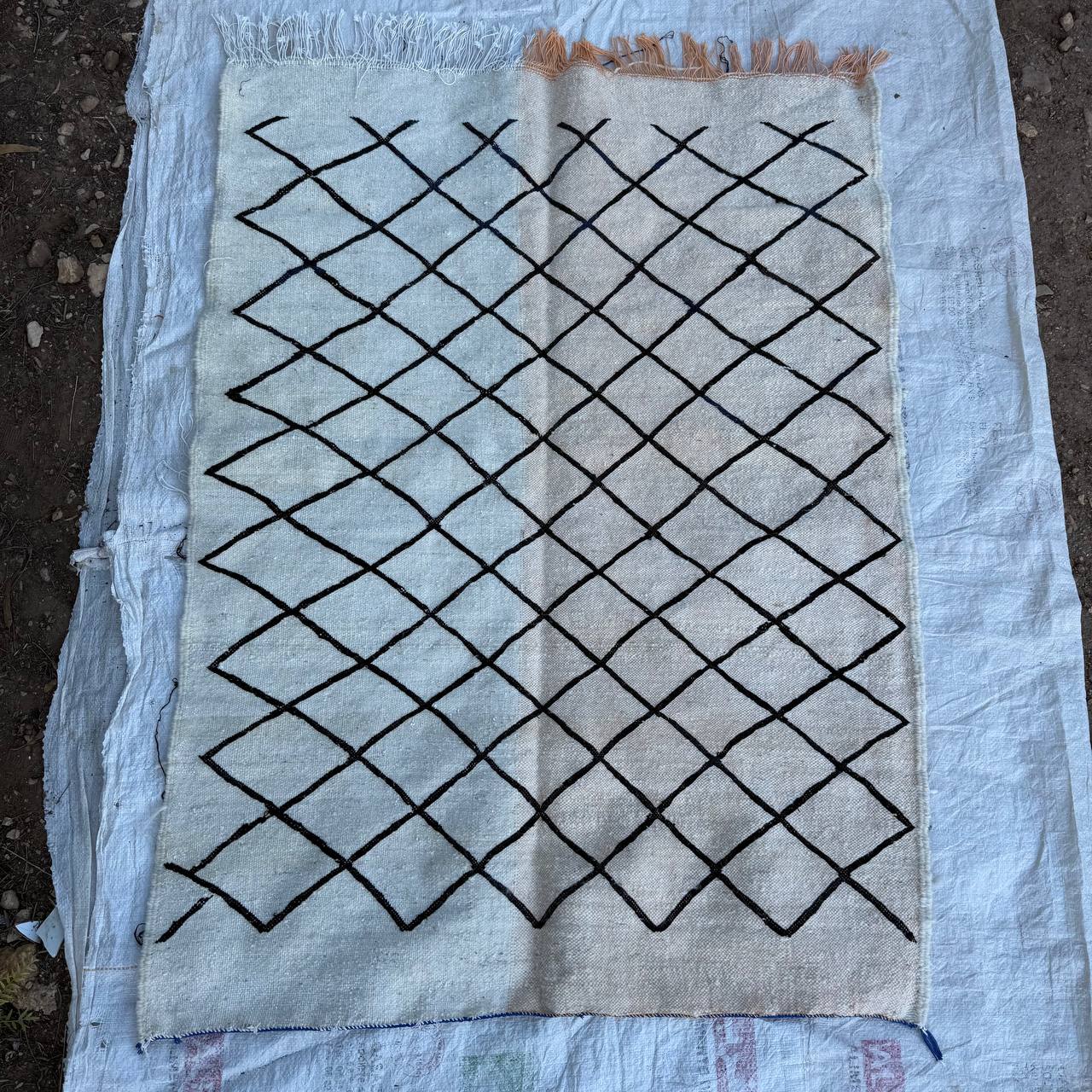 Traditional Moroccan Berber Rug – Authentic Handmade Atlas Wool Carpet