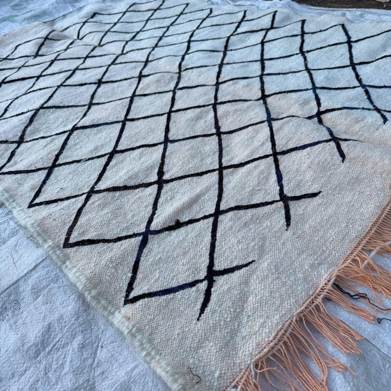 Traditional Moroccan Berber Rug – Authentic Handmade Atlas Wool Carpet