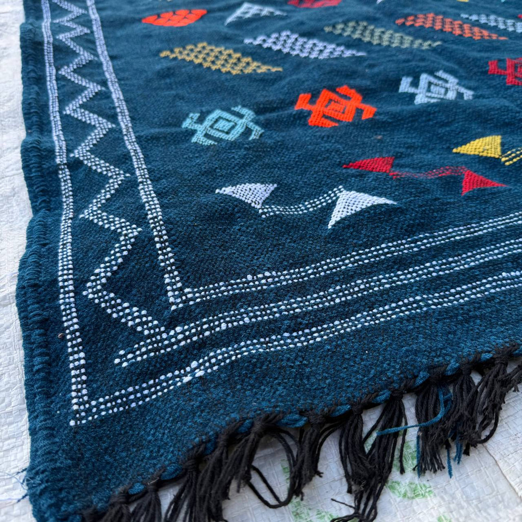 Handcrafted Moroccan Mountain Rug – Authentic Berber Wool Carpet