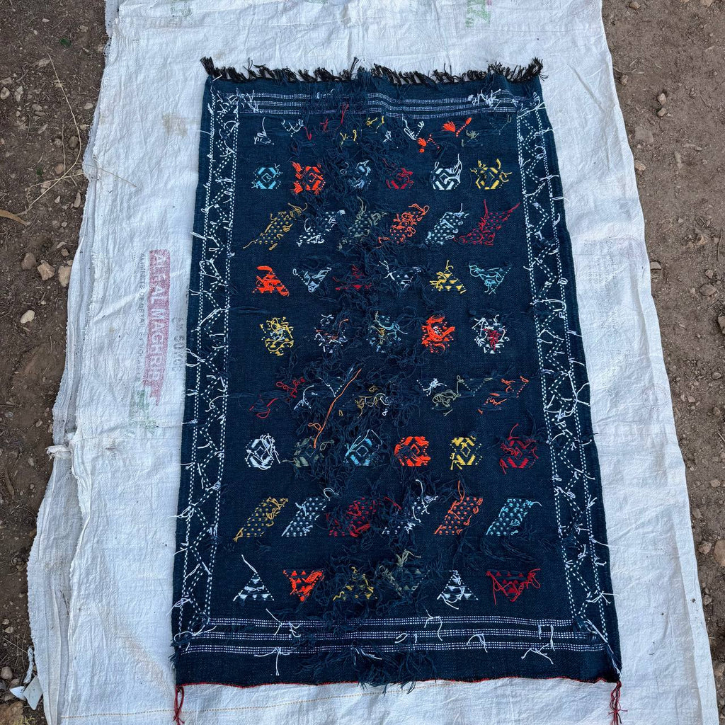 Handcrafted Moroccan Mountain Rug – Authentic Berber Wool Carpet