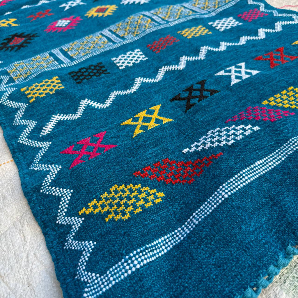 Handcrafted Moroccan Atlas Rug – Traditional Berber Wool Carpet