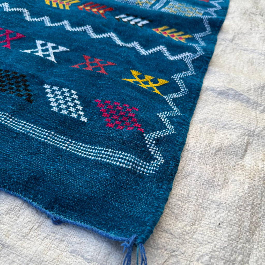 Handcrafted Moroccan Atlas Rug – Traditional Berber Wool Carpet