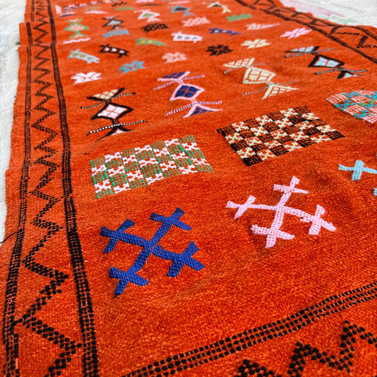 Original Atlas Mountain Berber Rug – Genuine Moroccan Handmade Wool